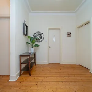 https://the-corner-apartment.edinburghhotelsuk.org