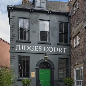 Gasthuis Judges Court, York
